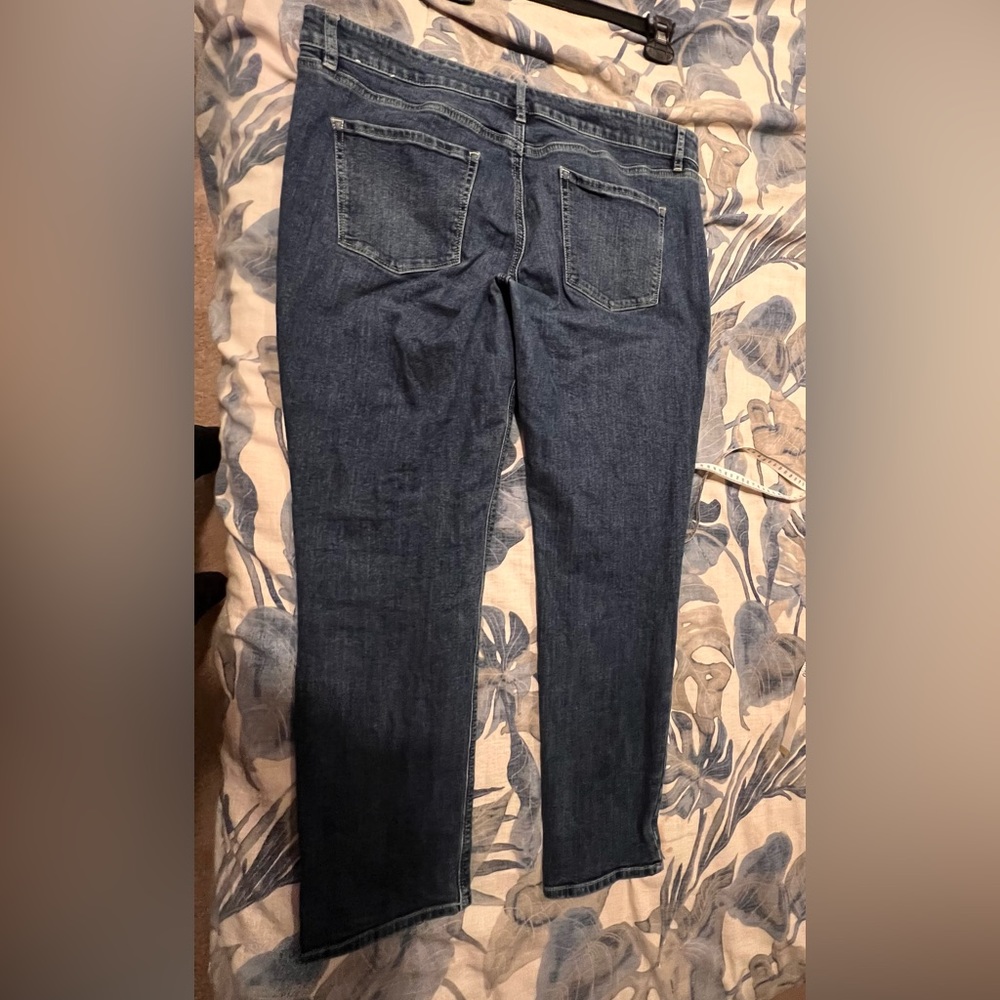 WHBM mid rise skinny button fly EUC